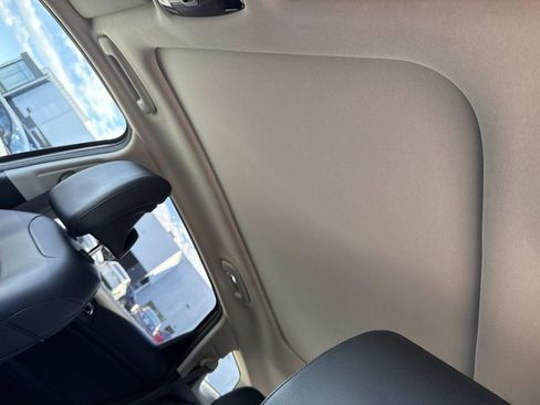 Used 2023 Kia Sportage SX image 48