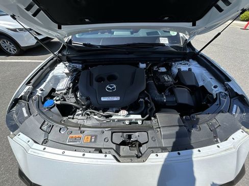 New 2025 MAZDA CX-50 AWD 2.5 Turbo w/ Premium Pkg image 10