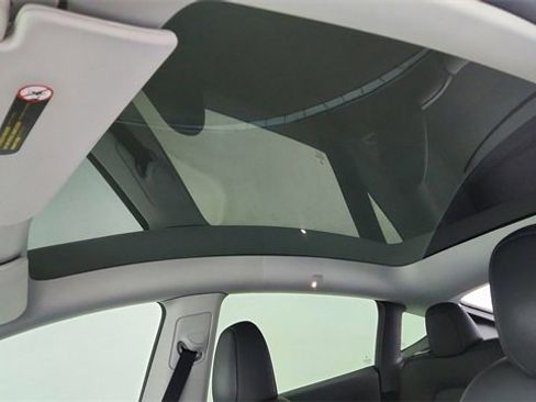 Used 2023 Tesla Model Y Performance image 55