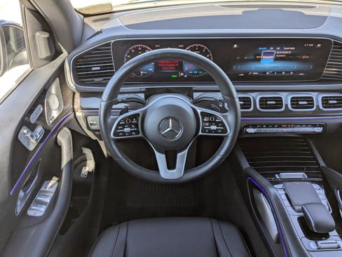 Used 2020 Mercedes-Benz GLS 450 4MATIC image 19