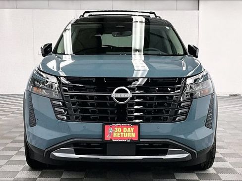 New 2026 Nissan Pathfinder Platinum w/ Lighting Package AWD/4WD image 17