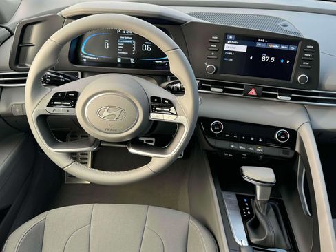 New 2026 Hyundai Elantra Sport image 17