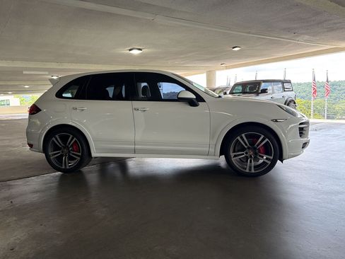 Used 2013 Porsche Cayenne GTS AWD/4WD image 6