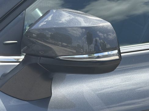 Certified 2024 Toyota Highlander XLE FWD image 39
