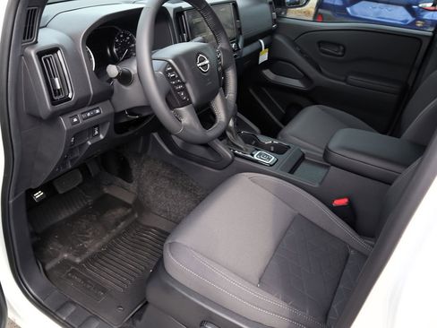 New 2026 Nissan Frontier SV w/ SV Convenience Package image 13