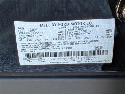 Used 2025 Lincoln Aviator Reserve w/ Luxury Package image 27