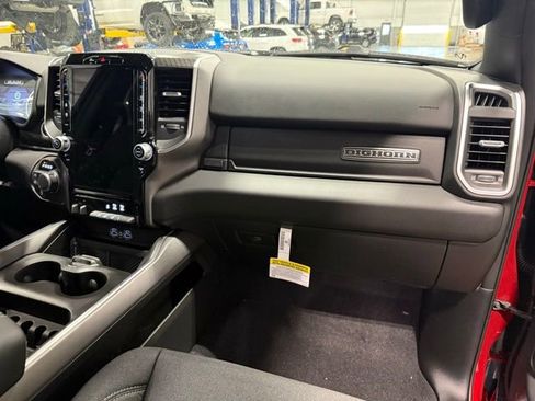 New 2026 RAM 1500 4x4 Crew Cab image 24