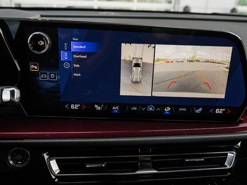 New 2026 Chevrolet Traverse Z71 w/ Driver Confidence Package AWD/4WD image 26