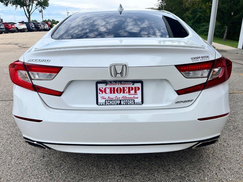 Used 2018 Honda Accord Sport image 7