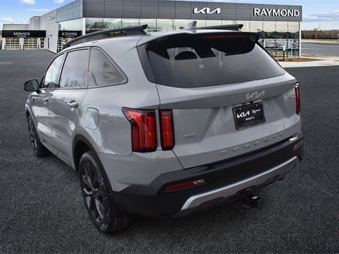 Used 2022 Kia Sorento SX Prestige w/ Rust Color Package image 5