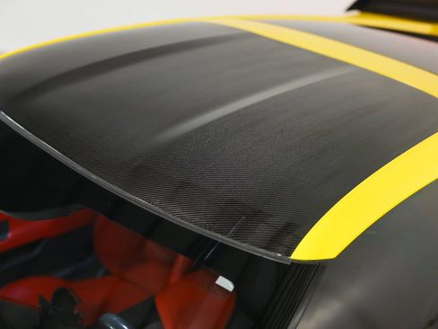 Used 2016 Chevrolet Corvette Z06 w/ 3LZ Preferred Equipment Group RWD image 15