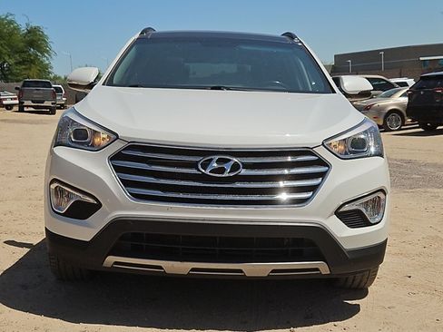 Used 2016 Hyundai Santa Fe Limited w/ Option Group 04 FWD image 2
