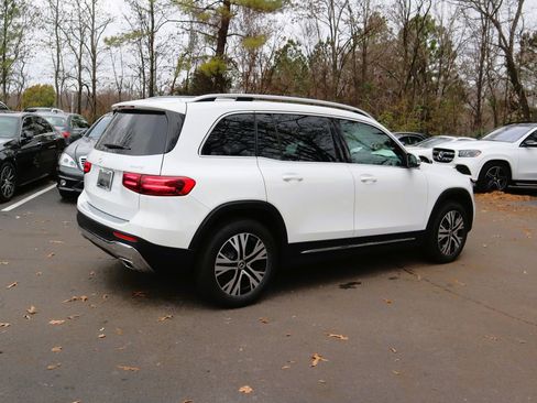 New 2026 Mercedes-Benz GLB 250 4MATIC image 3