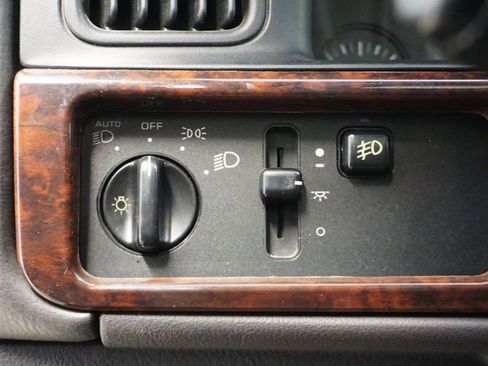 Used 1998 Jeep Grand Cherokee Limited image 29