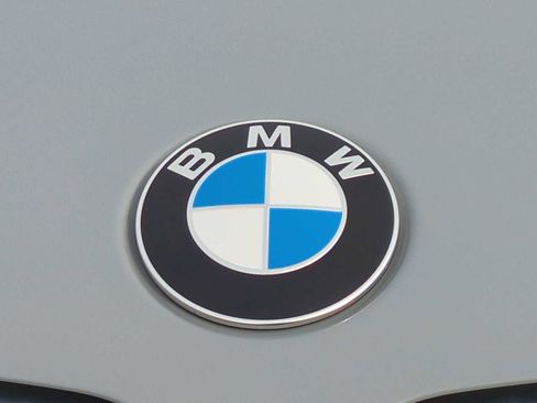 Certified 2023 BMW X7 xDrive40i w/ M Sport Package image 12