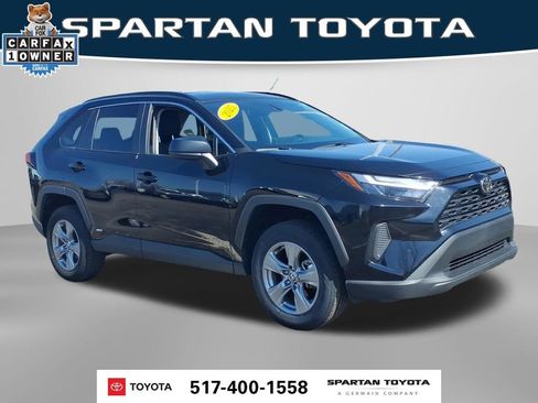 Used 2025 Toyota RAV4 LE AWD/4WD image 5
