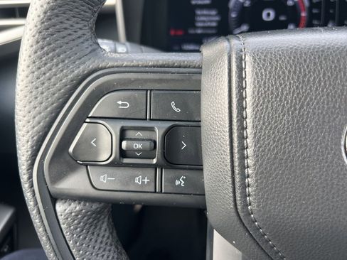 Used 2025 Toyota Sequoia Limited w/ TRD Off-Road Package AWD/4WD image 72