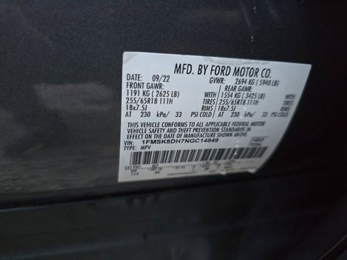 Used 2022 Ford Explorer XLT image 13