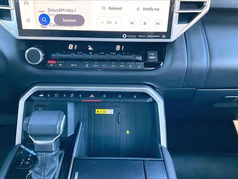 Used 2024 Toyota Tundra Platinum image 31