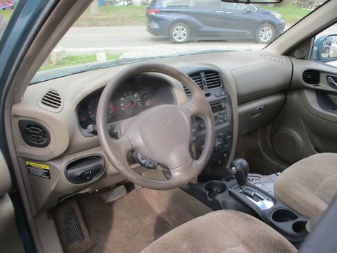 Used 2003 Hyundai Santa Fe GLS image 12