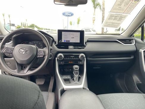 Used 2024 Toyota RAV4 XLE FWD image 19