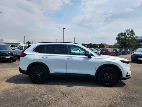 Used 2023 Honda CR-V Sport Touring image 4