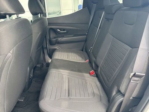 Used 2025 Hyundai Santa Cruz SE image 14