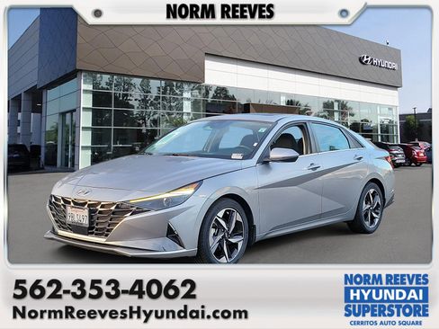 Certified 2022 Hyundai Elantra SEL w/ Convenience + Premium Package image 1