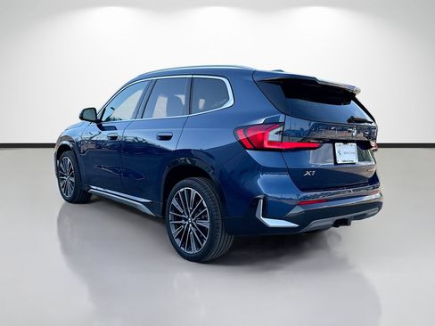 Used 2025 BMW X1 xDrive28i w/ Convenience Package AWD/4WD image 5