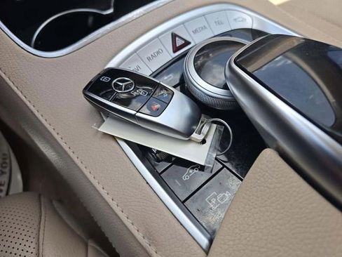 Used 2020 Mercedes-Benz S 450 Sedan image 6