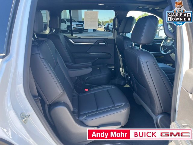 Used 2026 GMC Acadia Elevation w/ Elevation Premium Package FWD image 43