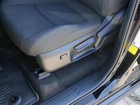 Used 2025 Toyota 4Runner SR5 image 11