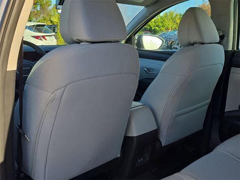 New 2026 Hyundai Tucson SE image 19