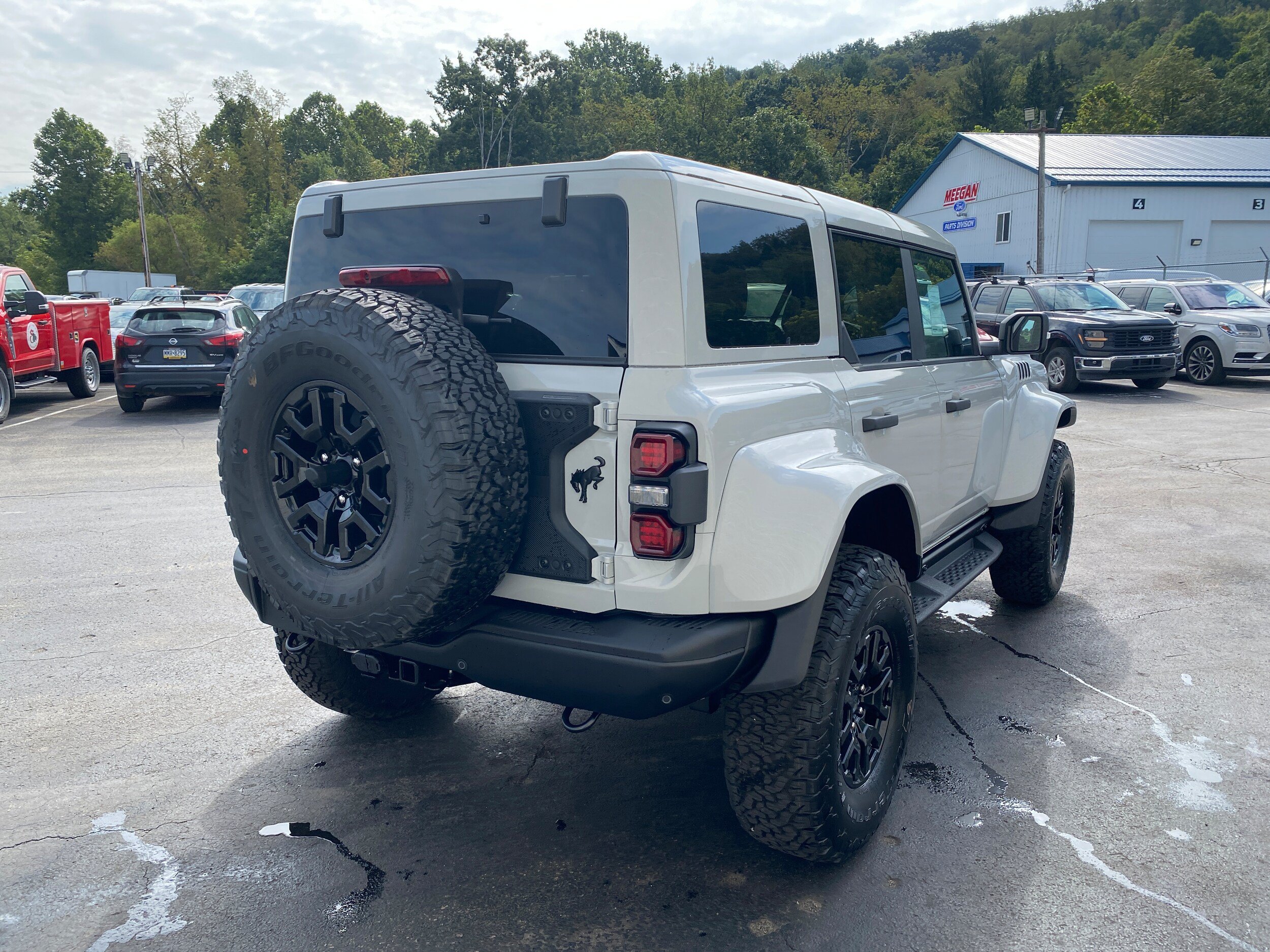 New 2026 Ford Bronco Raptor AWD/4WD image 10