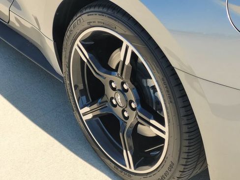 Used 2020 Ford Mustang GT RWD image 7