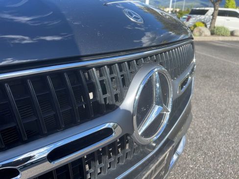 Used 2024 Mercedes-Benz GLC 300 4MATIC image 10