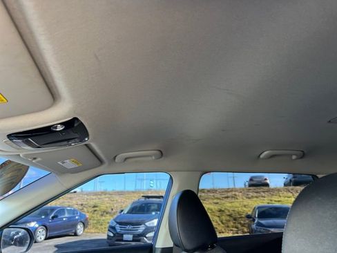 Used 2022 Kia Seltos S image 28