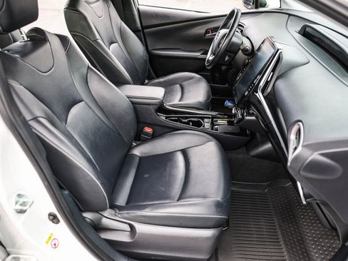 Certified 2021 Toyota Prius Prime XLE FWD image 9