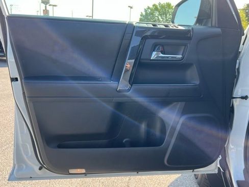 Used 2023 Toyota 4Runner TRD Off-Road Premium image 11