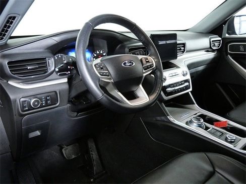 Certified 2023 Ford Explorer XLT w/ Equipment Group 202A image 16