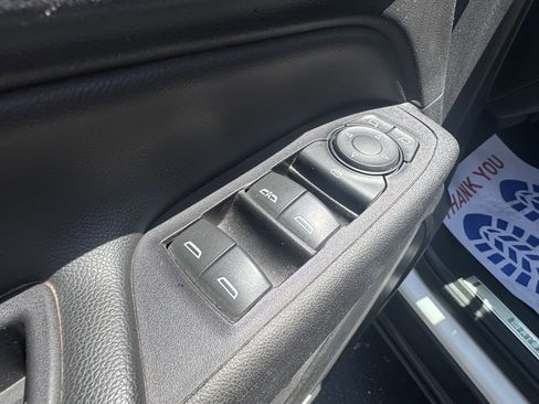 Used 2018 Chevrolet Equinox Premier AWD/4WD image 14