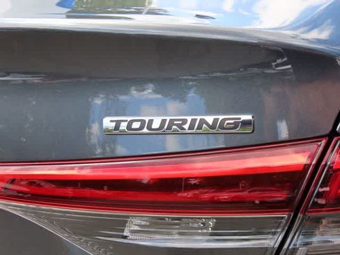 Used 2024 Honda Civic Touring image 8