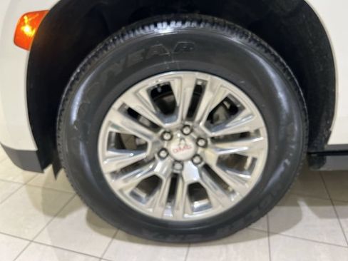 Used 2021 GMC Yukon Denali RWD image 31