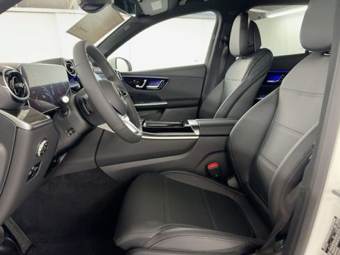 Certified 2026 Mercedes-Benz GLC 300 image 5