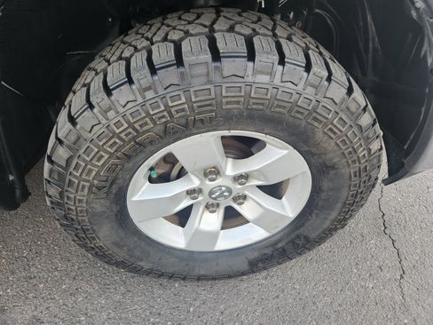 Used 2016 RAM 1500 Classic SLT image 27