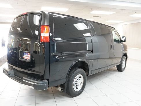 Used 2019 Chevrolet Express 2500 w/ Driver Convenience Package RWD image 18