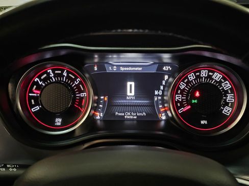 Used 2020 Dodge Challenger SXT w/ Driver Convenience Group image 24