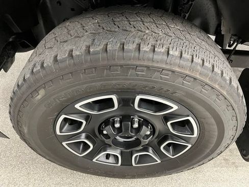 Used 2023 Ford F350 Platinum AWD/4WD image 15