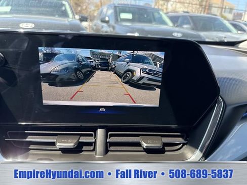 Used 2025 Chevrolet Trax LT w/ Driver Confidence Package FWD image 22