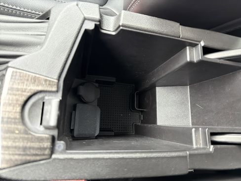 Used 2015 Chevrolet Malibu LT w/ Leather Package image 24